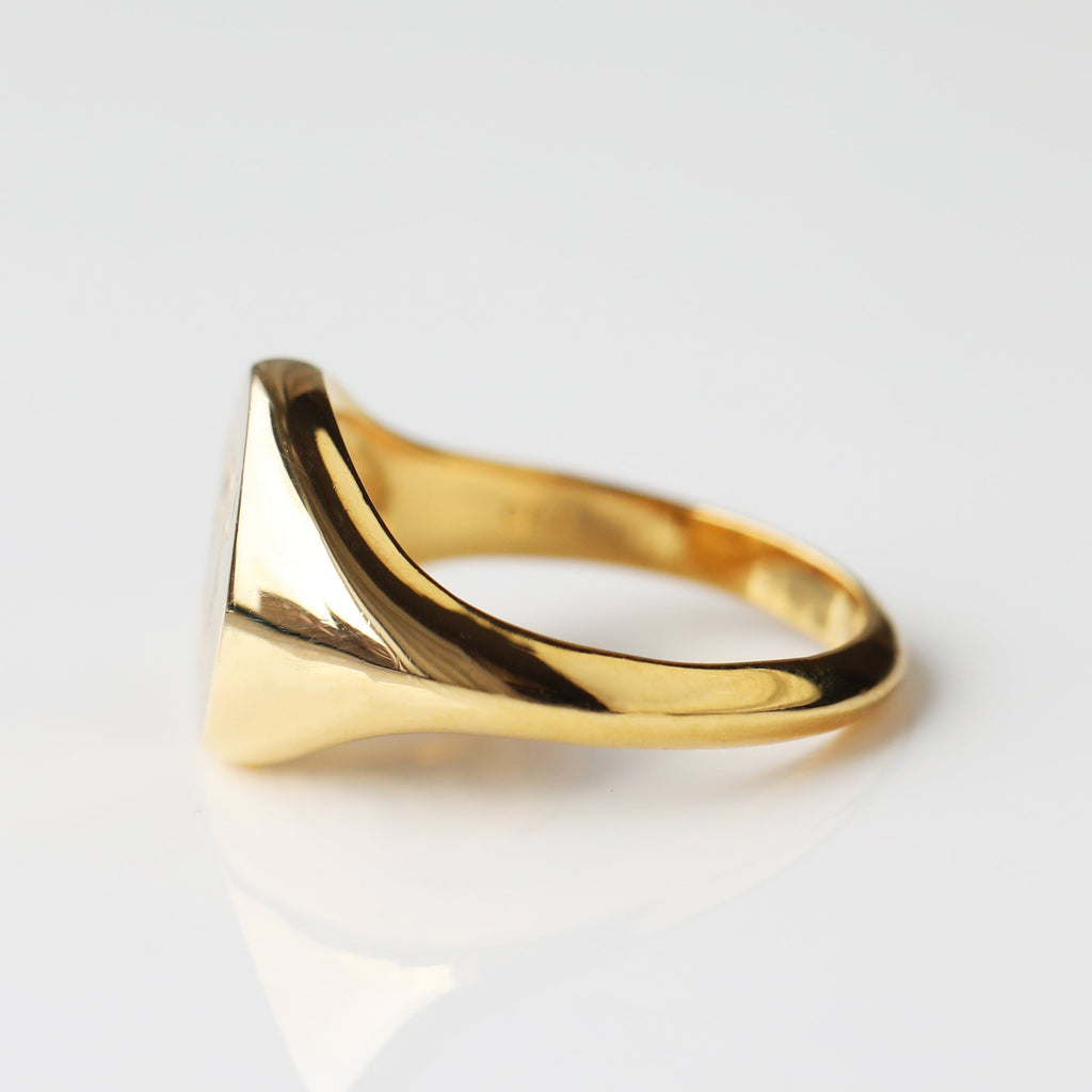 Louise Thompson Chapters Heirloom Signet Ring